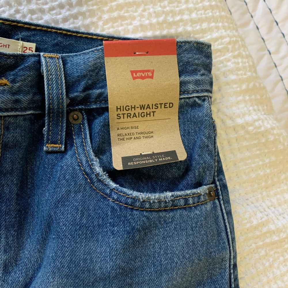 Levi’s high waisted straight ripped jeans - Picture 5 of 11